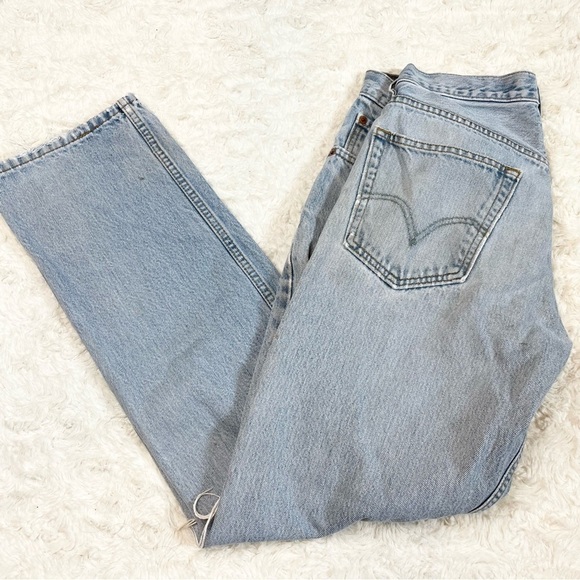 LEVI'S 505 Regular Fit Straight Leg Light Wash Destroyed Denim Jeans 32x32 - Picture 4 of 8